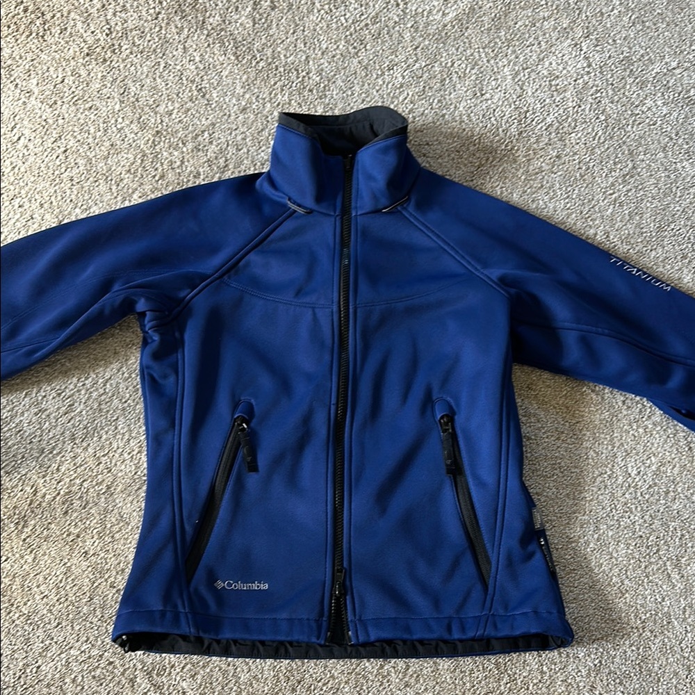 Columbia Titanium Navy Softshell Jacket - image 1
